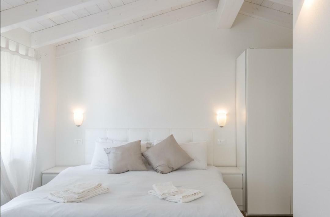 Sweet Corner Hotell Castelnuovo del Garda Eksteriør bilde